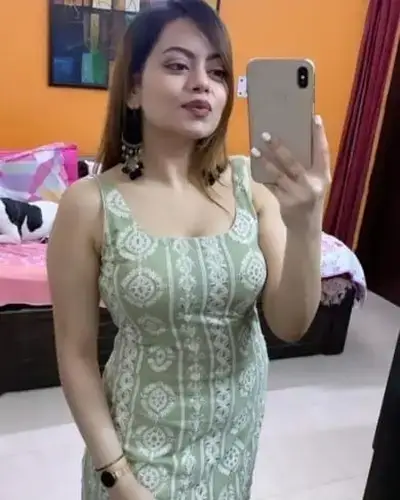 Call Girl in Pursura